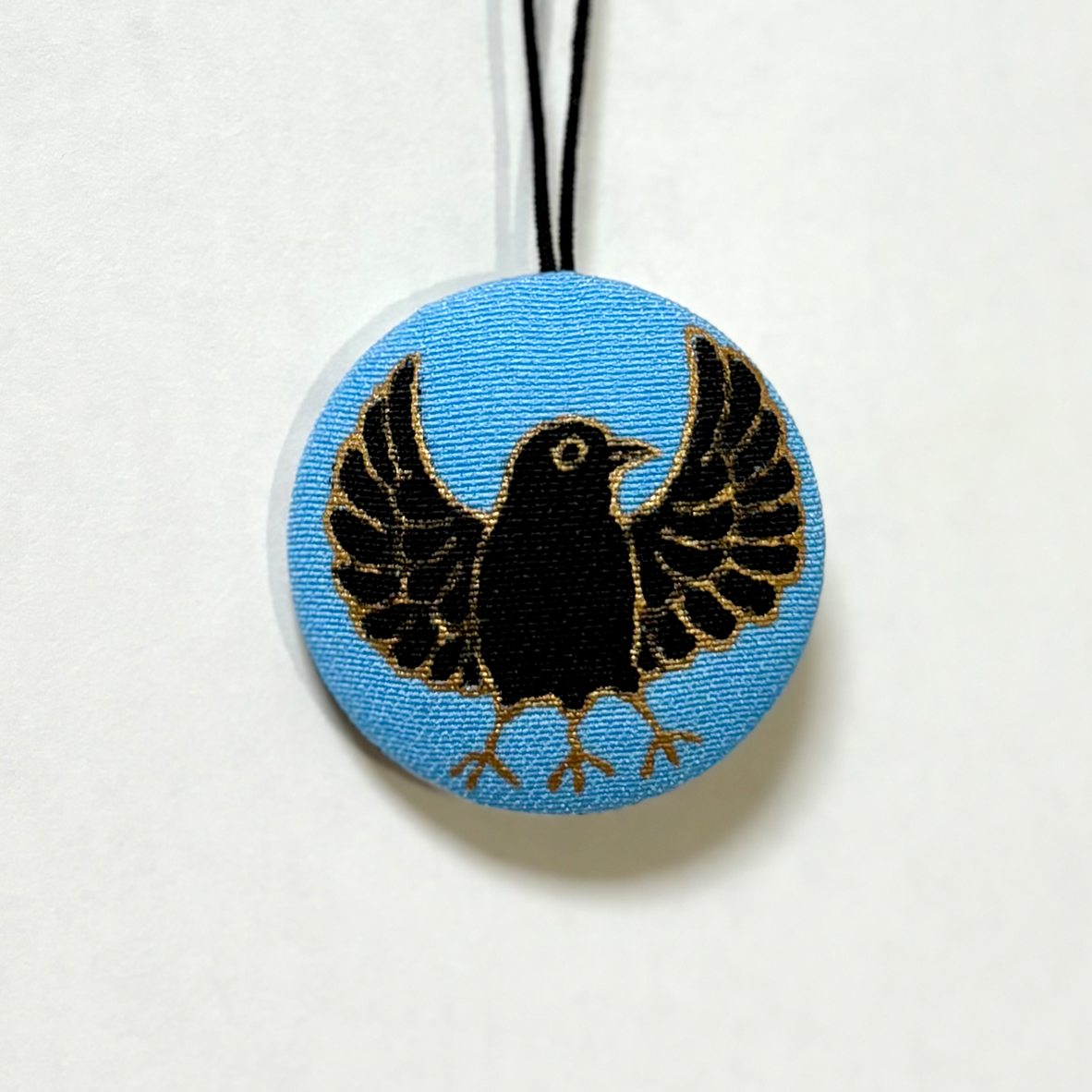 some-pri ラッキーチャーム「八咫烏」空色